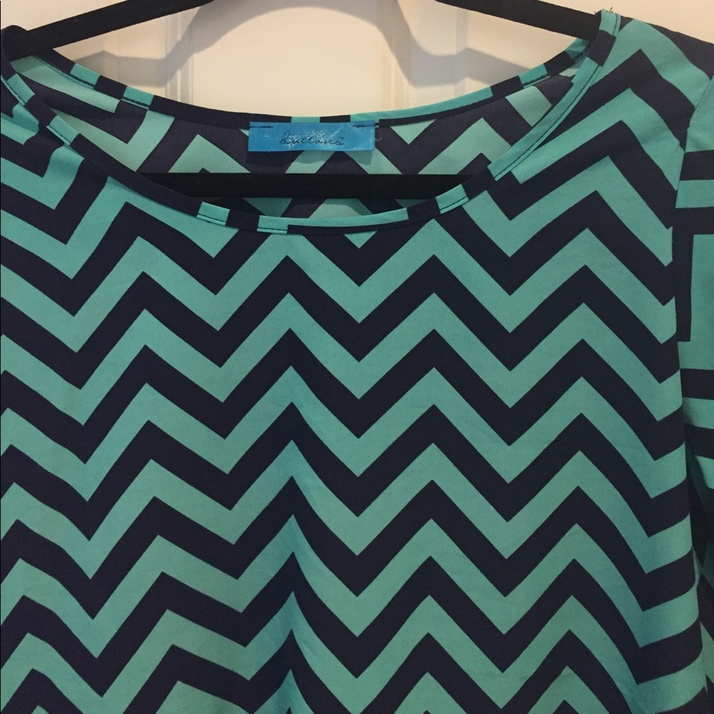Chevron Top - Picture 2 of 3
